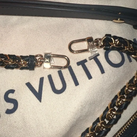 Louis Vuitton Multi Pochette Accessoires Monogram Empreinte Leather - Picture 7 of 7